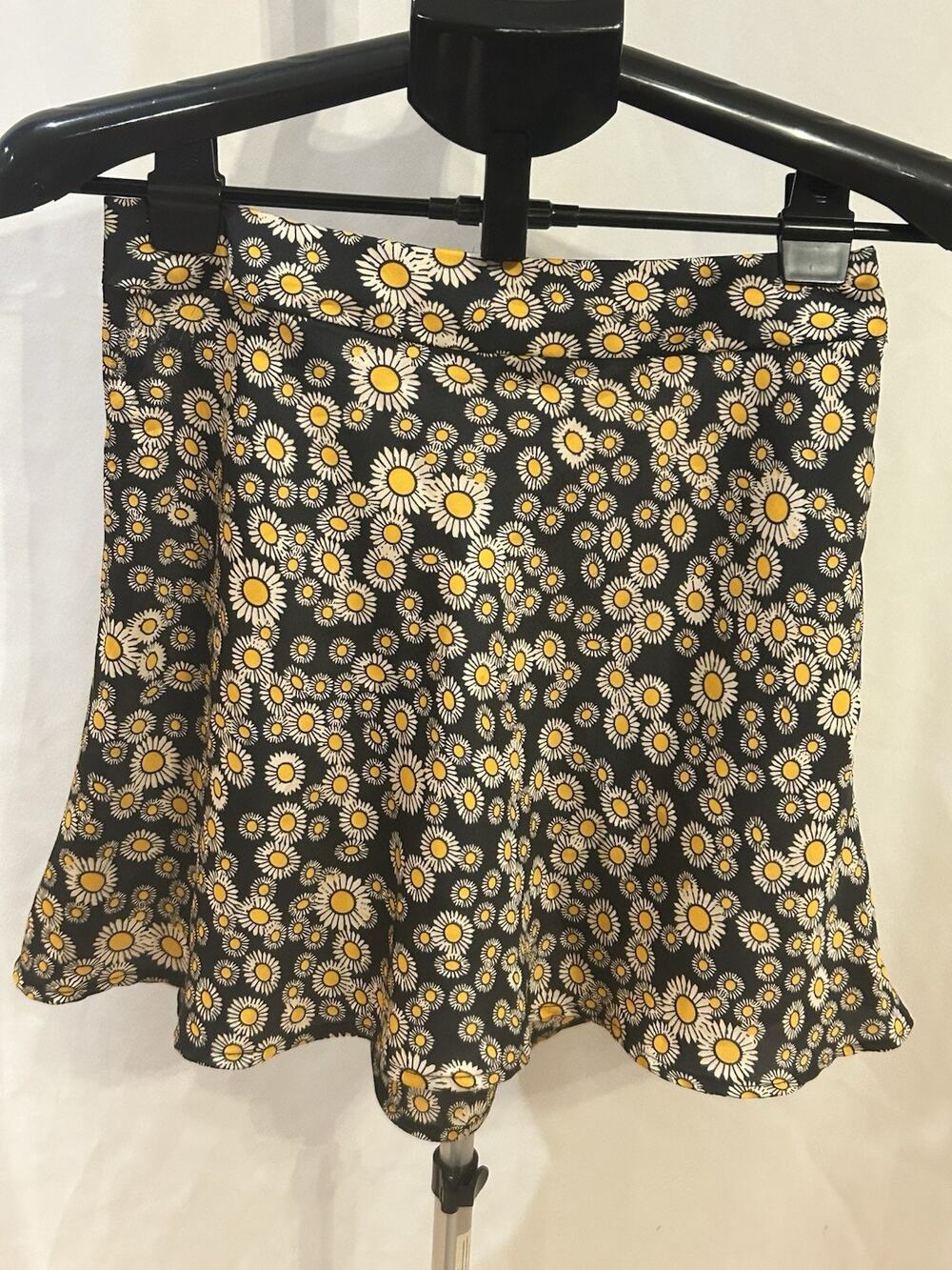 Free People Phoebe Daisy Print Mini Skirt Black Orange Size 2